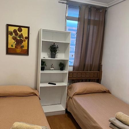 Malvarrosa Simple Shared Home Валенсия Экстерьер фото